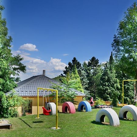Areal Hradisek Villa Klobouky u Brna Buitenkant foto