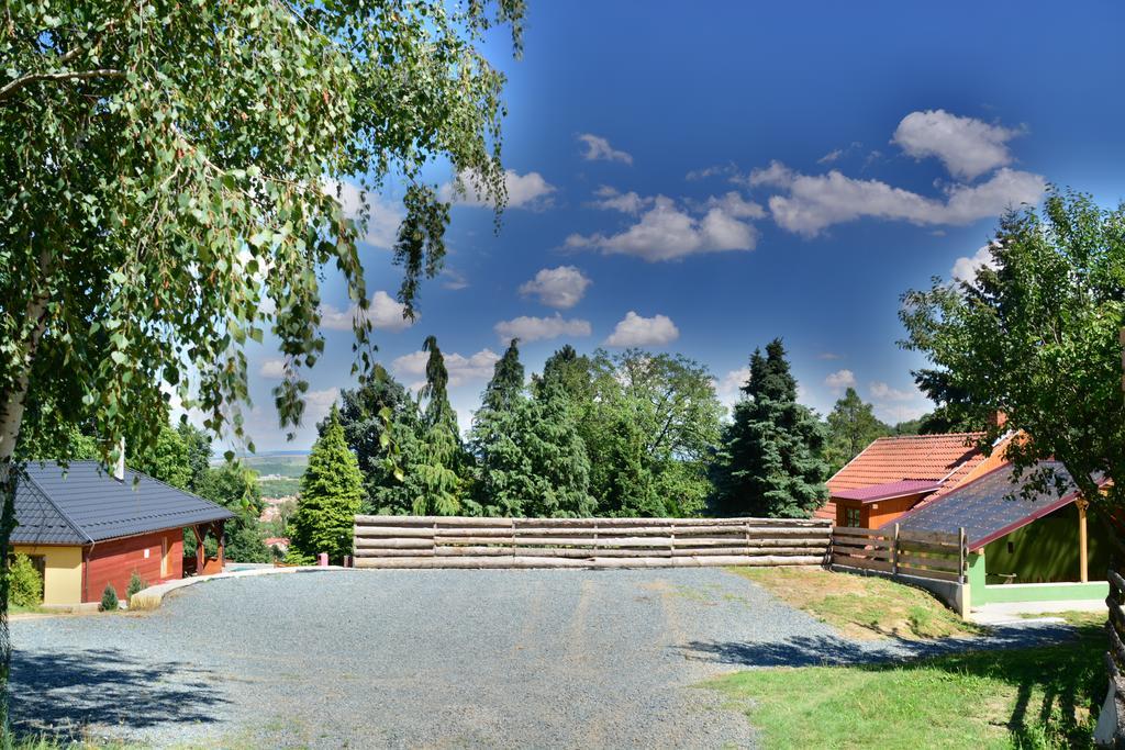 Areal Hradisek Villa Klobouky u Brna Buitenkant foto