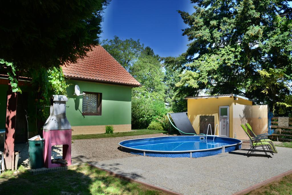 Areal Hradisek Villa Klobouky u Brna Buitenkant foto